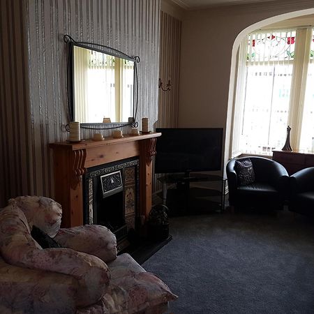 Bed and Breakfast Kings Court Families & Couples Blackpool Exterior foto