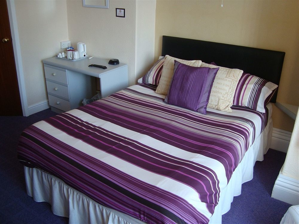 Bed and Breakfast Kings Court Families & Couples Blackpool Exterior foto